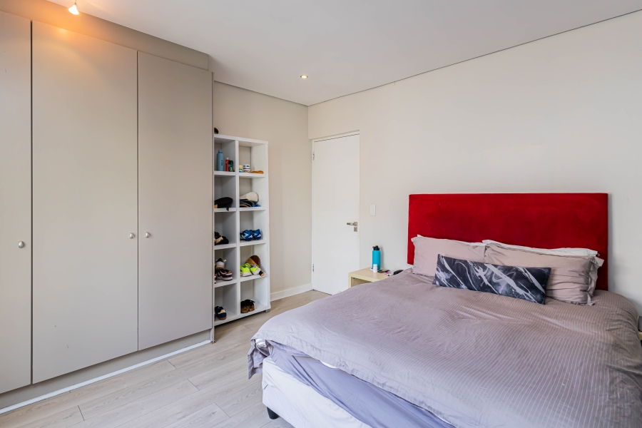 3 Bedroom Property for Sale in Sea Point Western Cape